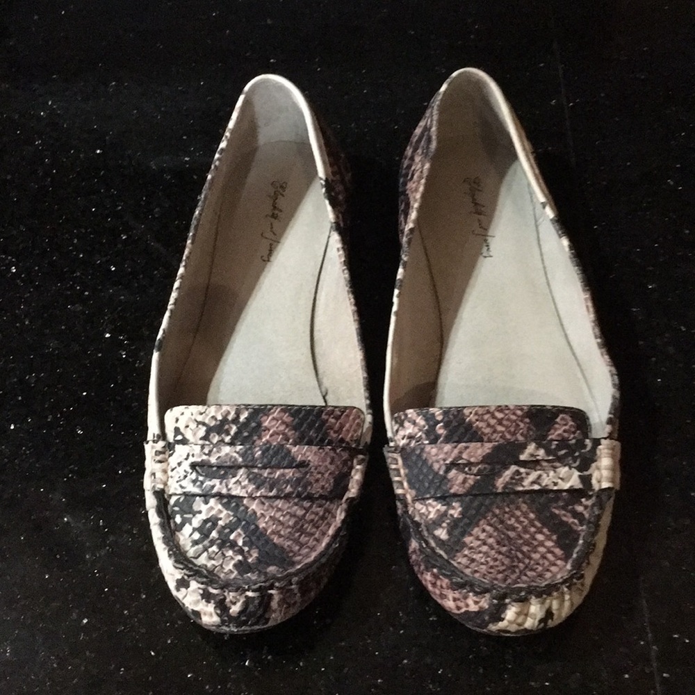 Cute Snake Skin Print Loafers